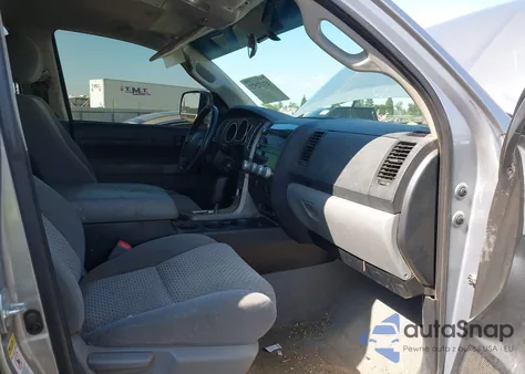 2010 Toyota Tundra Double Cab Sr5 z USA, uszkodzony, nr VIN 5TFRY5F18AX086972